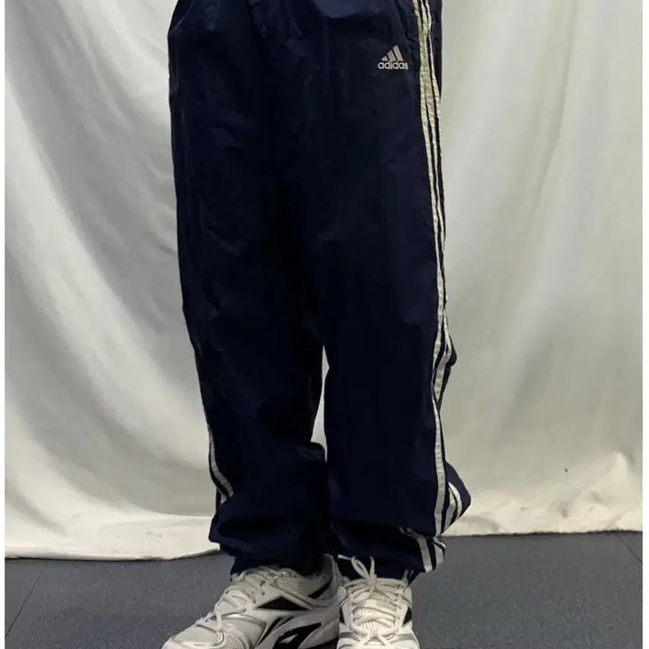 [BUNJANG] Adidas Navy Three-Stripe Training Pants / 아디다스 단추 네이비 3선 트레이닝 팬츠
