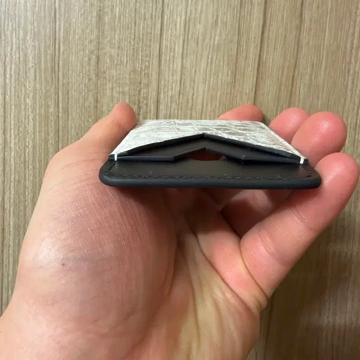 [BUNJANG] Maxeif Crocodile Leather Card Wallet / 이탈리아 히말라야 악어 가죽으로 만든 맥스이프 카드 지갑
