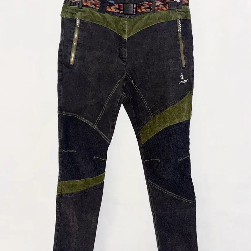 [BUNJANG] Deuter Tech Pants (Black/Khaki) - 29 Inch / 고프코어 배색 테크 팬츠 (deuter, 벨트포함)