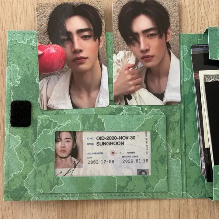 [BUNJANG] Enhypen Sunghoon FUGITIVES Bundle Set / 엔하이픈 엔진반 성훈 풀셋 FUGITIVES enhypen