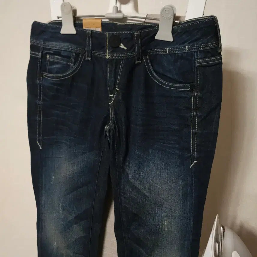 [BUNJANG] Levi's Women's Jeans W27 L32 / 미사용 리바이스 여성 청바지 W27 L32
