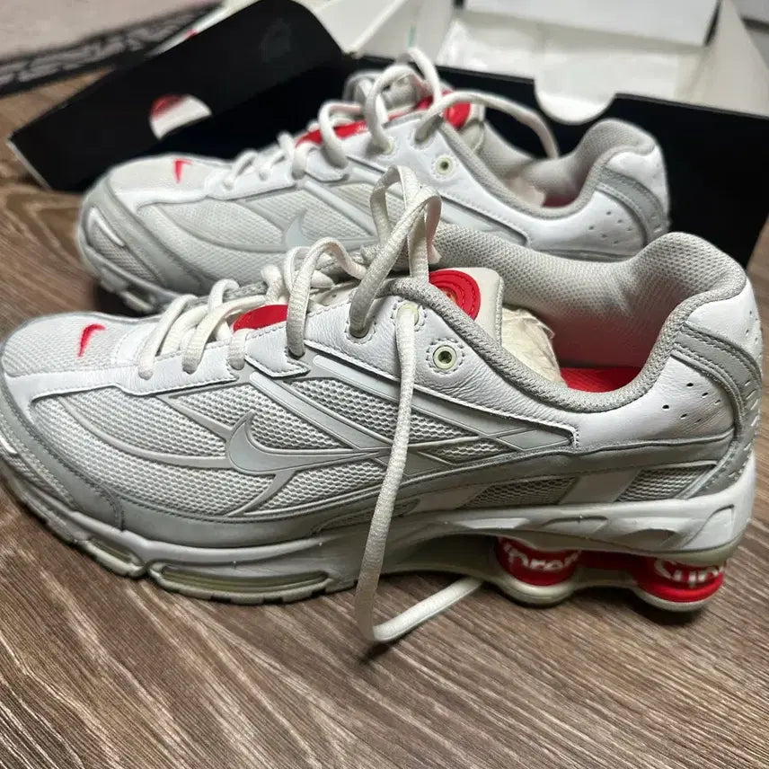 [BUNJANG] Nike x Supreme Shox Ride 2 SP White Sneakers / 나이키 x 슈프림 샥스 라이드 2 SP 화이트