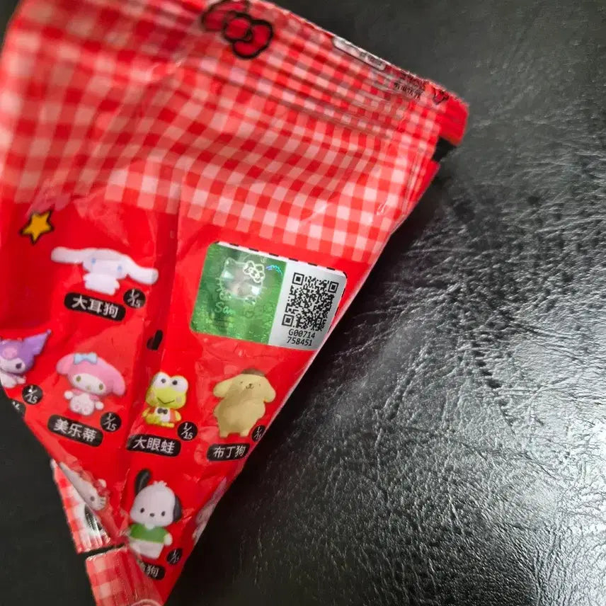 [BUNJANG] Sanrio Pochacco Gacha Figure / 산리오 랜덤 피규어 포차코 가챠 피규어(정품/새상품)