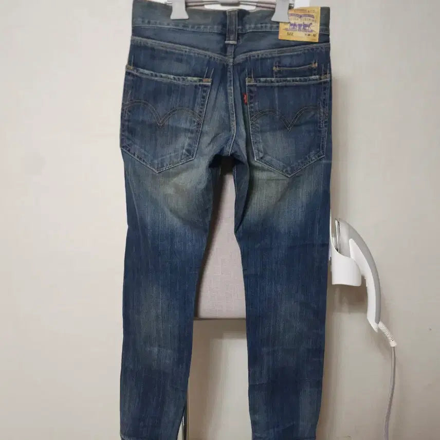 [BUNJANG] Levi's 522 Slim Straight Jeans W30 L32 / 리바이스 522 슬림 스트레이트 청바지 W30 L32