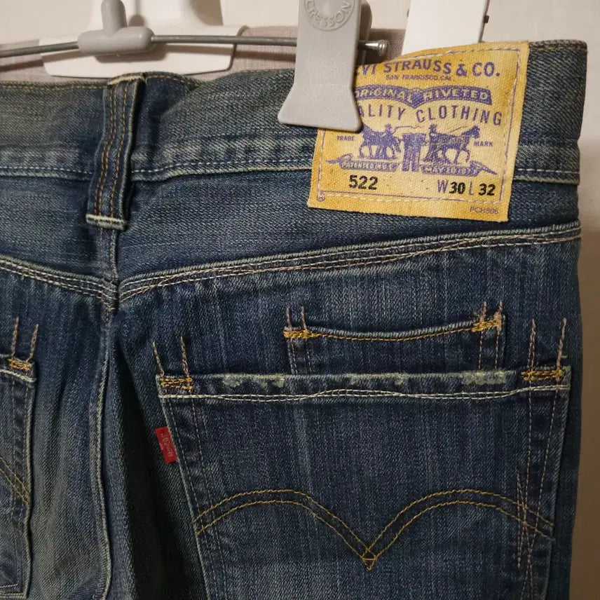 [BUNJANG] Levi's 522 Slim Straight Jeans W30 L32 / 리바이스 522 슬림 스트레이트 청바지 W30 L32