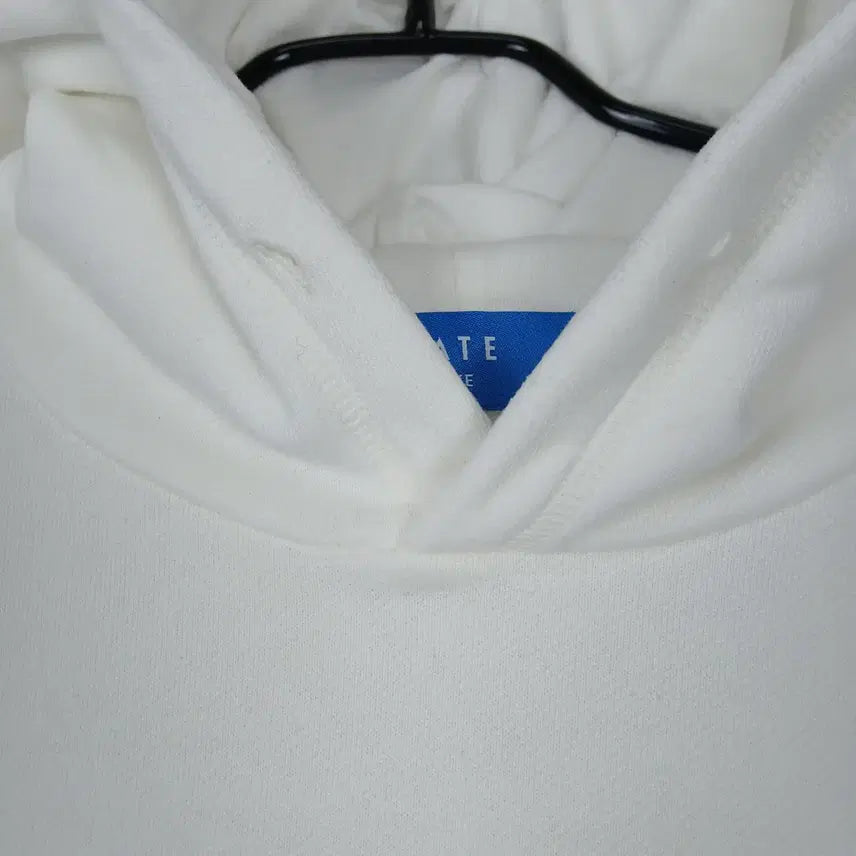 [BUNJANG] TATE White Hoodie (Size 100) / TATE 남성 화이트 무지 후드티(100)