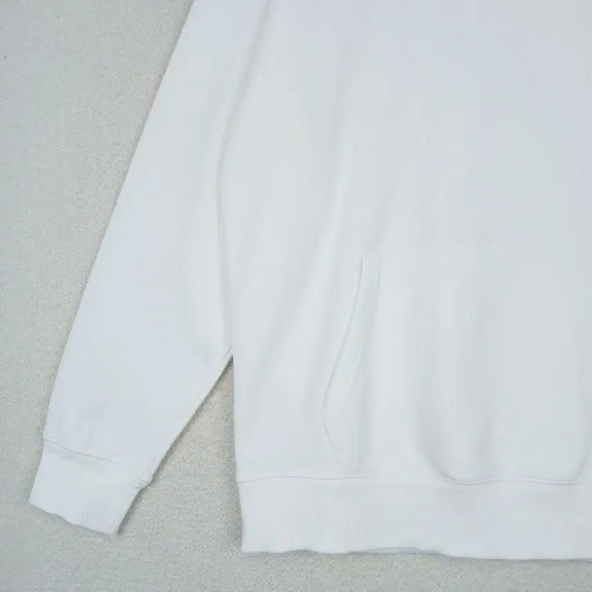 [BUNJANG] TATE White Hoodie (Size 100) / TATE 남성 화이트 무지 후드티(100)