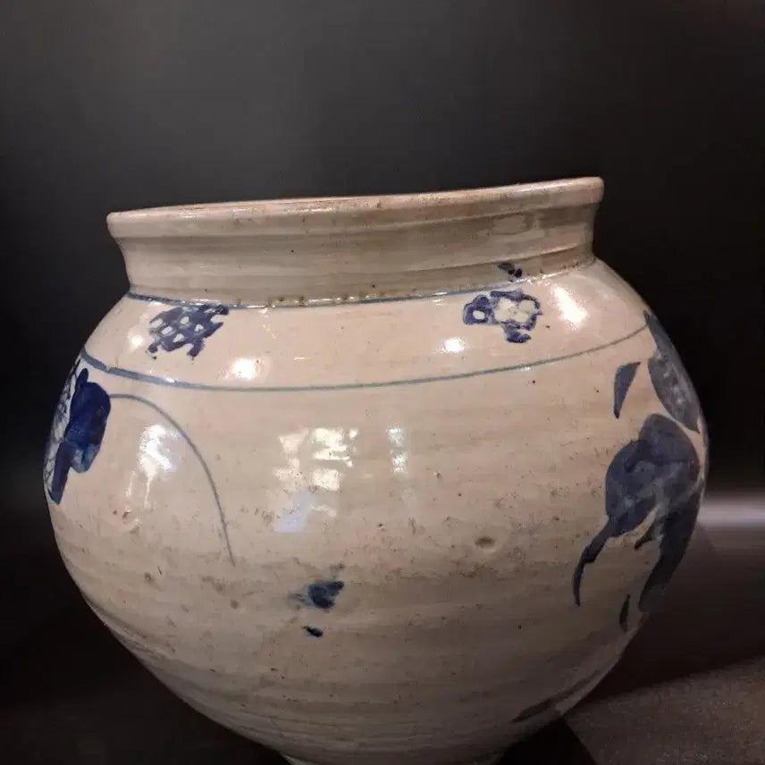 [BUNJANG] Joseon Dynasty Celadon Porcelain Jar / 조선백자  초화문 항아리