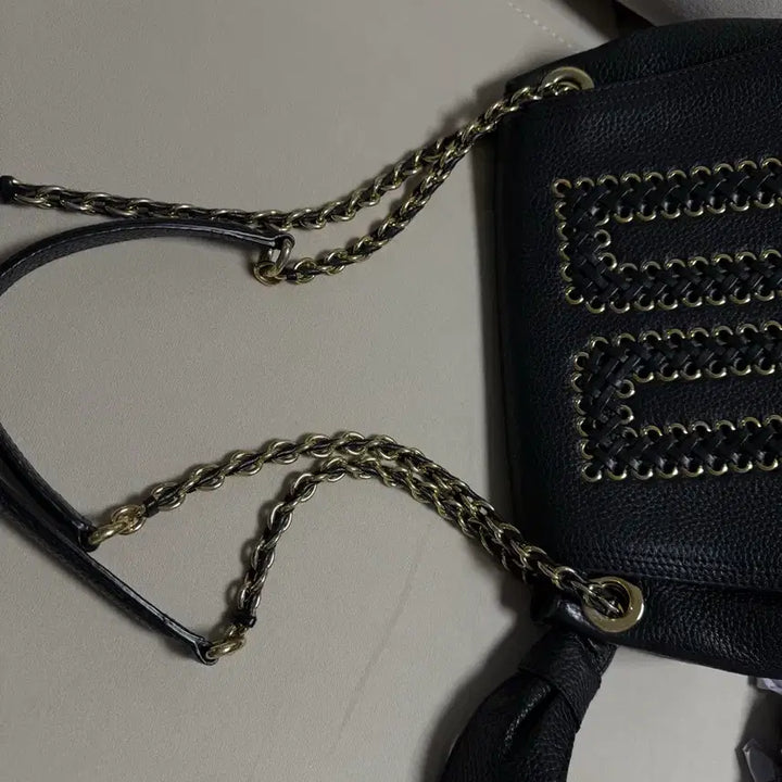 [BUNJANG] Daks Chain Shoulder Bag / 닥스 체인 숄더백