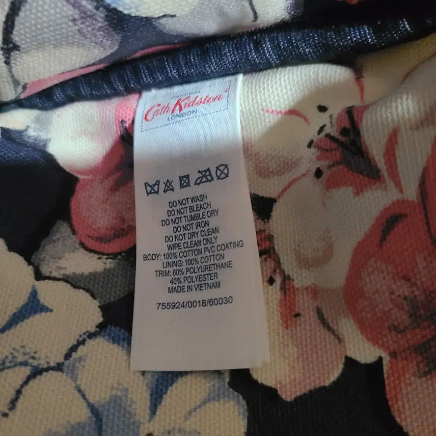 [BUNJANG] Cath Kidston Floral Crossbody Bag / 캐스키드슨 크로스백