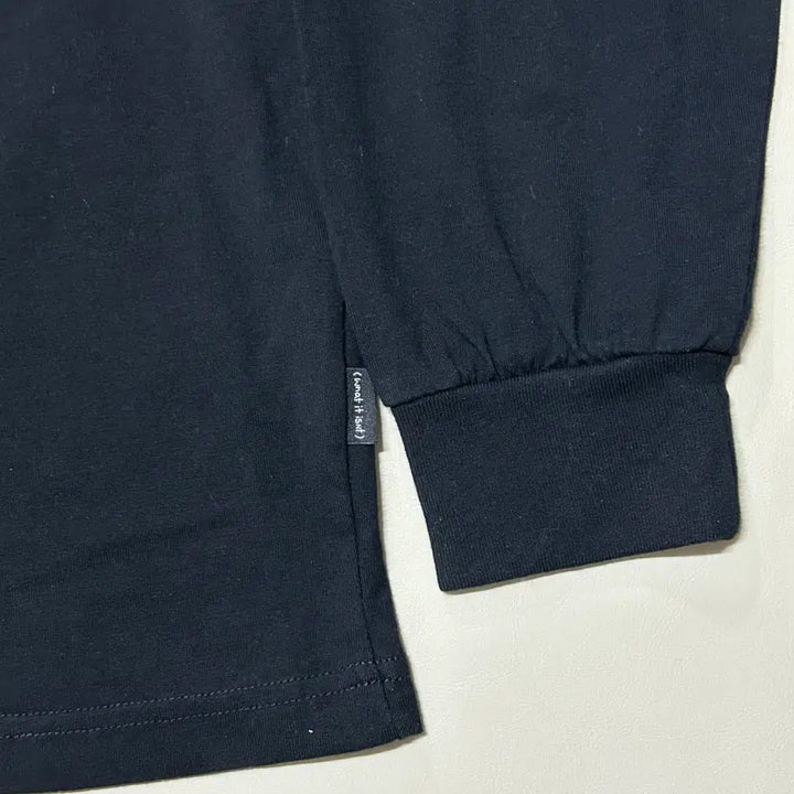 [SOLD OUT] 마크곤잘래스 블랙 긴팔티 L