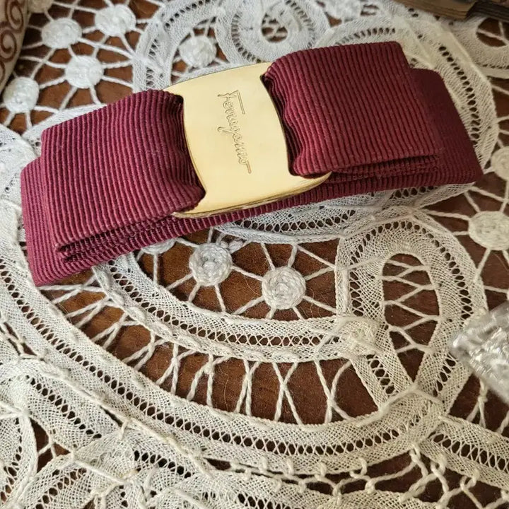 [BUNJANG] Ferragamo Vara Hairpin / 페라가모 바라 헤어핀