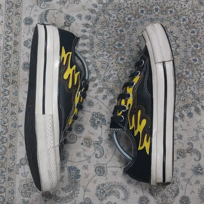 [BUNJANG] Converse Chuck Taylor Flame Low Sneakers (235-240mm) / 컨버스 척테일러  불꽃 로우 스니커즈 4.5 (235-240mm)