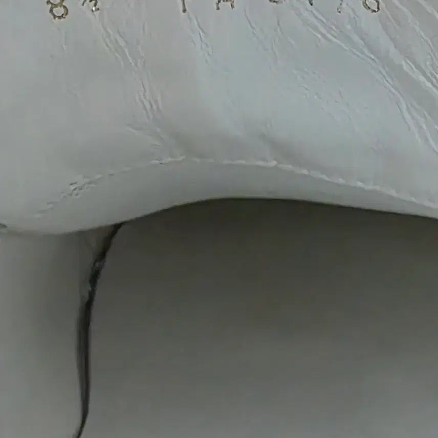 [BUNJANG] Louis Vuitton Beverly Hills White Sneakers / 루이비통 비버리힐즈 화이트 스니커즈