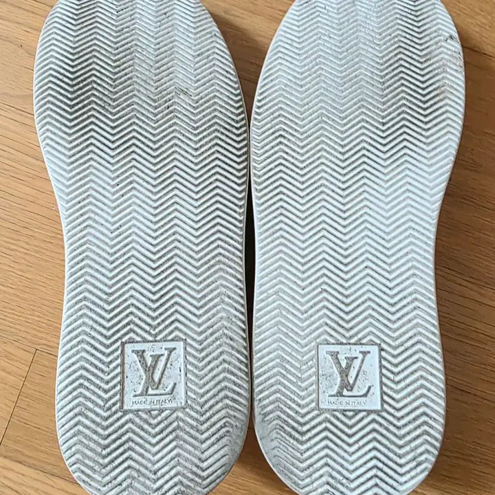[BUNJANG] Louis Vuitton Beverly Hills White Sneakers / 루이비통 비버리힐즈 화이트 스니커즈