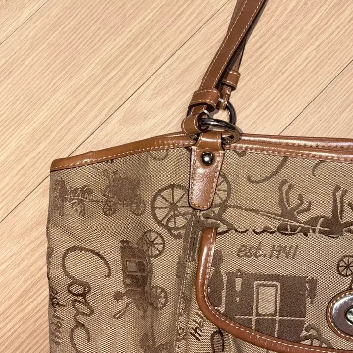 [BUNJANG] Coach Carriage Gallery Shoulder Bag / 코치 coach 마차갤러리 사륜마차 숄더백 쇼퍼백