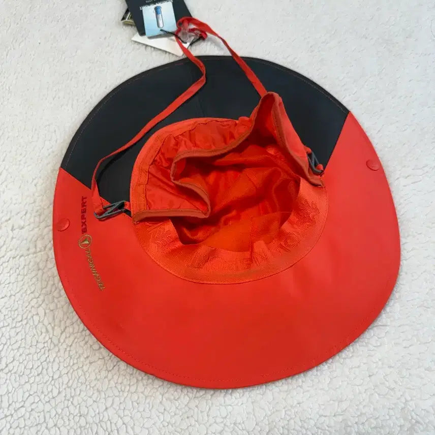 [BUNJANG] KOLON SPORT Gore-Tex Hat / [KOLON SPORT] 코오롱 스포츠 고어텍스 모자