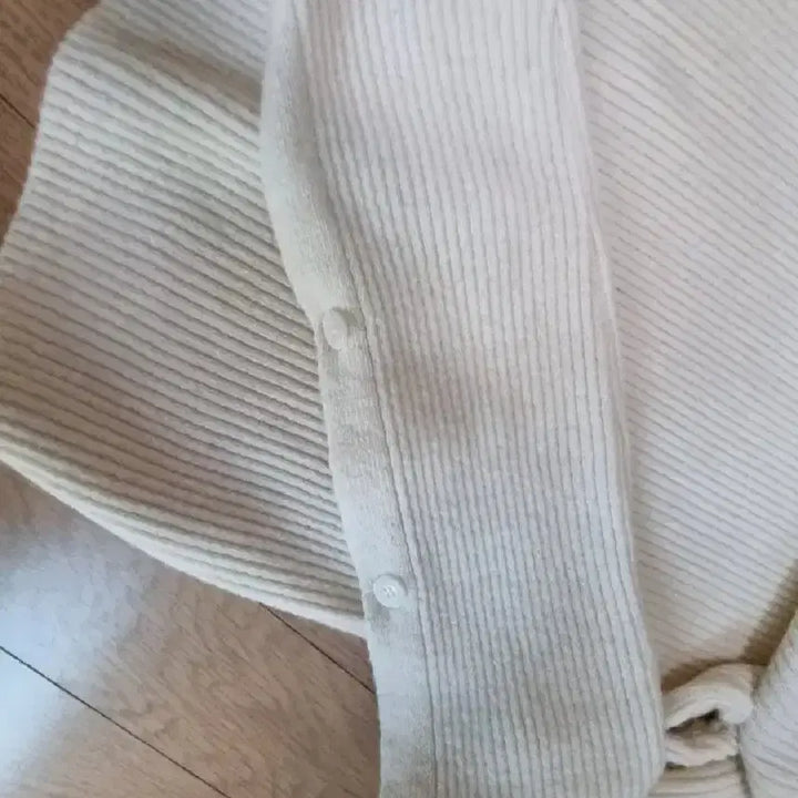 [BUNJANG] Cash Button Ribbed Knit - Ivory / 캐시 버튼 골지 니트 - 아이보리,프리