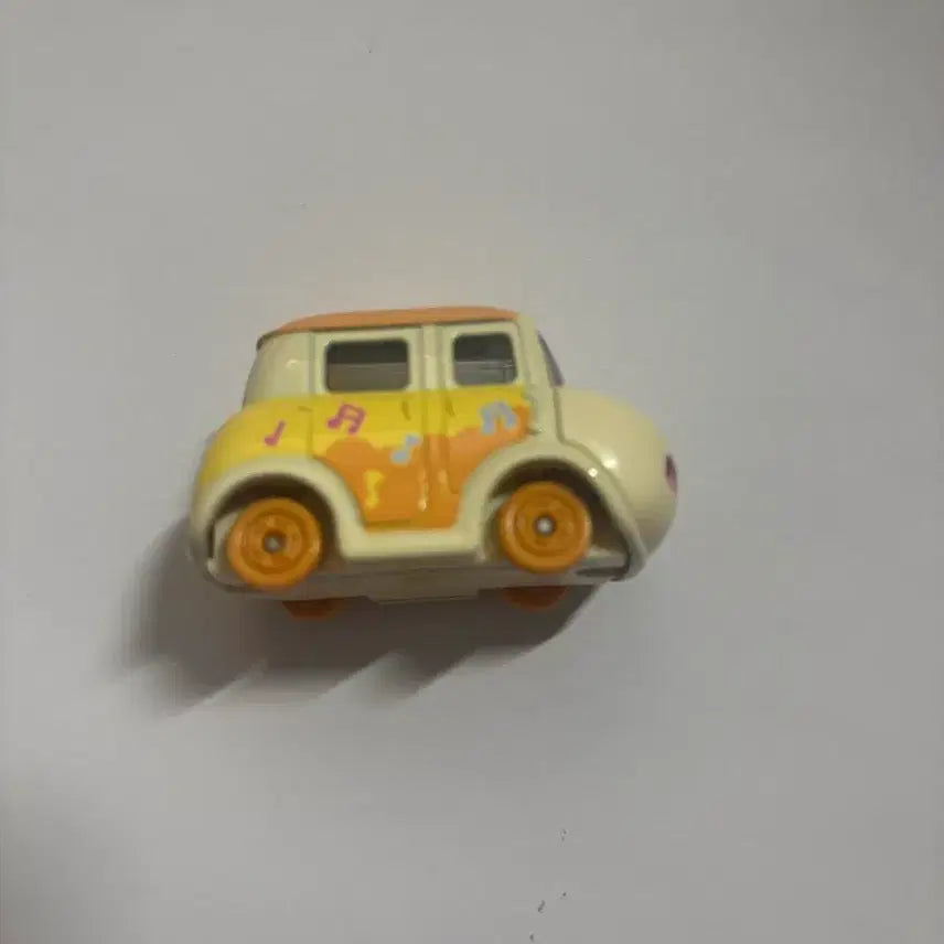 먼작귀 우사기 자동차 피규어 판매