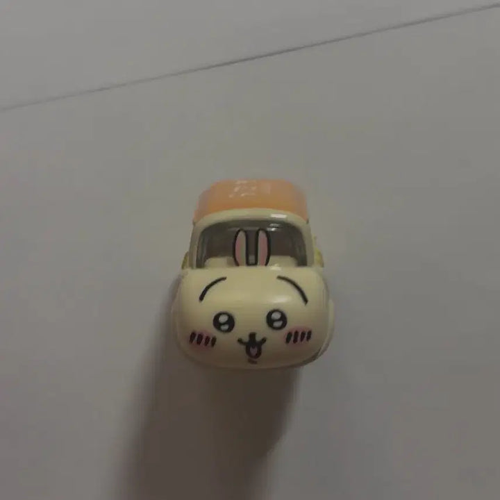 먼작귀 우사기 자동차 피규어 판매