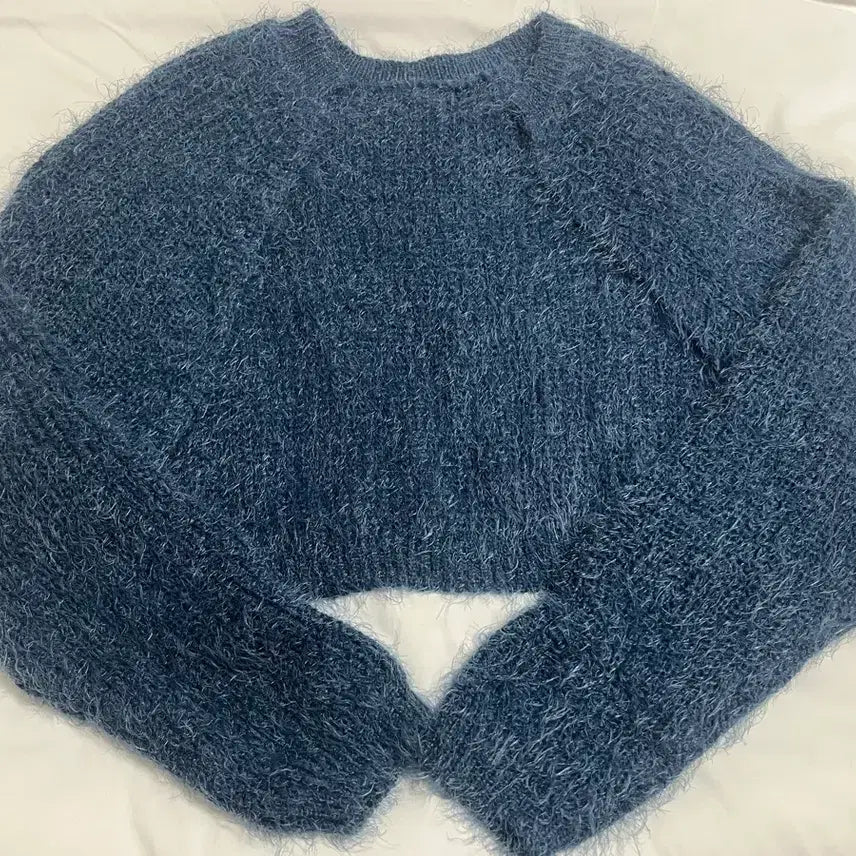 [BUNJANG] Deumut Cropped Bolero Cardigan / 에이블리 더멋 크롭 볼레로 가디건 연말룩