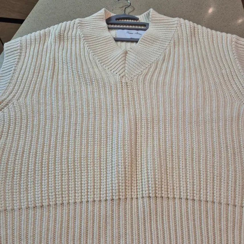 [BUNJANG] Famiavec Knit Vest - Ivory / 파미아베크 니트베스트