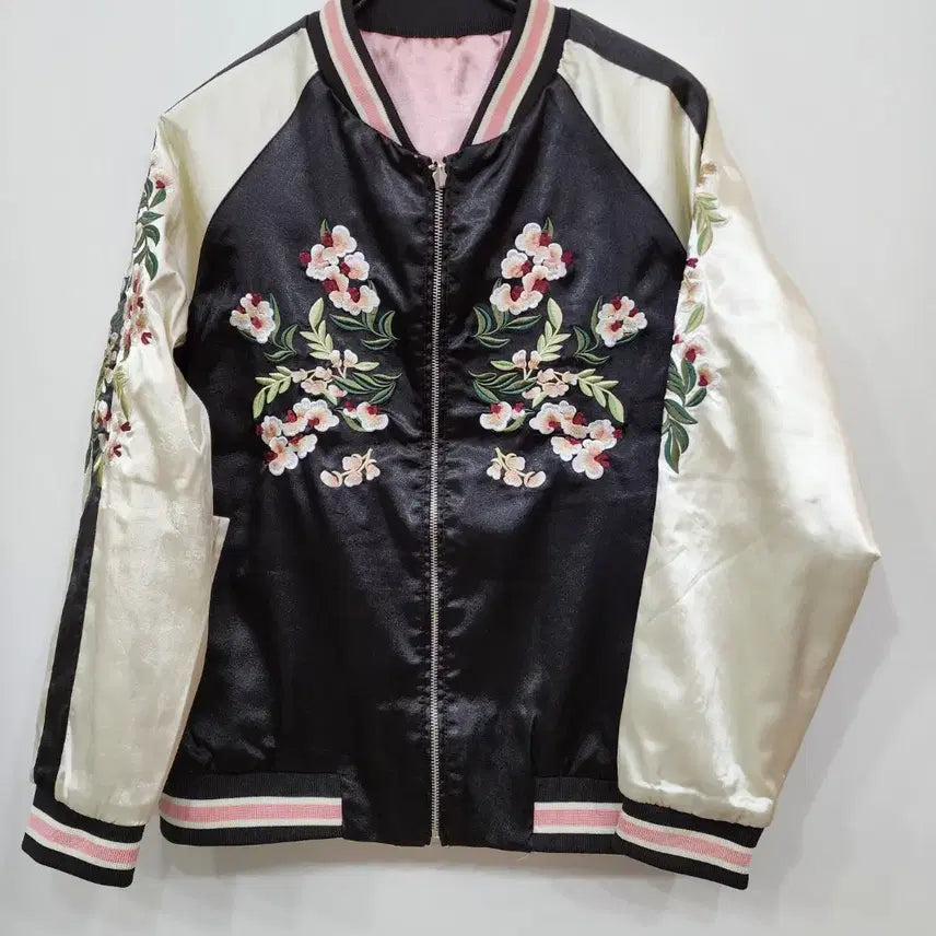 [BUNJANG] Vintage Black Floral Embroidery Souvenir Jacket / 빈티지 스카잔 자켓 L