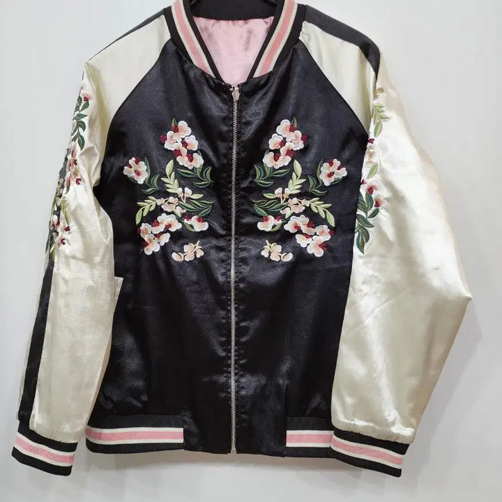 [BUNJANG] Vintage Black Floral Embroidery Souvenir Jacket / 빈티지 스카잔 자켓 L