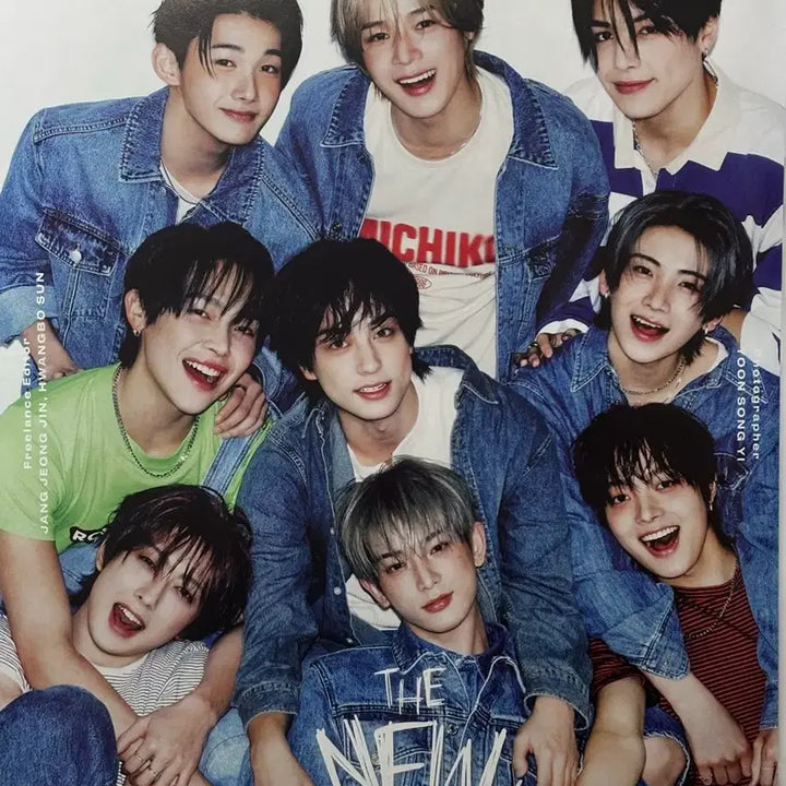 [BUNJANG] &amp;TEAM COSMOPOLITAN March 2025 Magazine &amp;DAY Bundle Set / 앤팀 코스모폴리탄 2025 3월호 잡지 매거진 화보 포카 포스터 앤데이