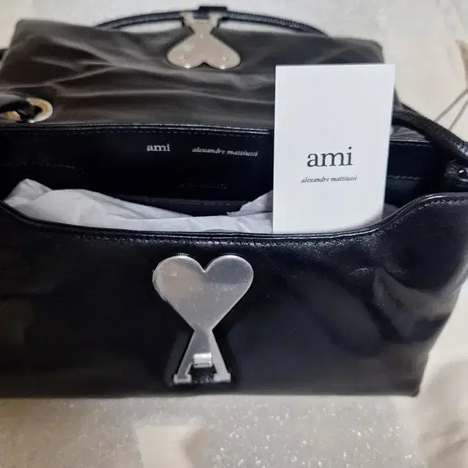 [BUNJANG] AMI Leather Shoulder Bag / (미시착 새상품) 아미 불레부 레더 숄더백