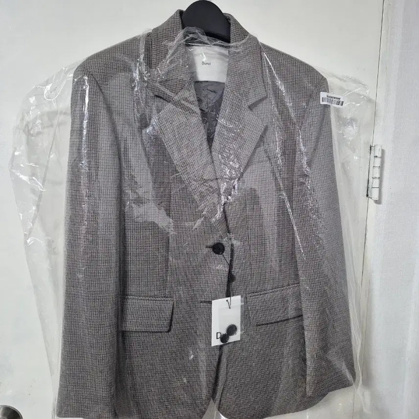 [BUNJANG] Dunst Essential 2-Button Wool Blazer Jacket / 25FW 던스트 에센셜 2버튼 울블레이저 자켓