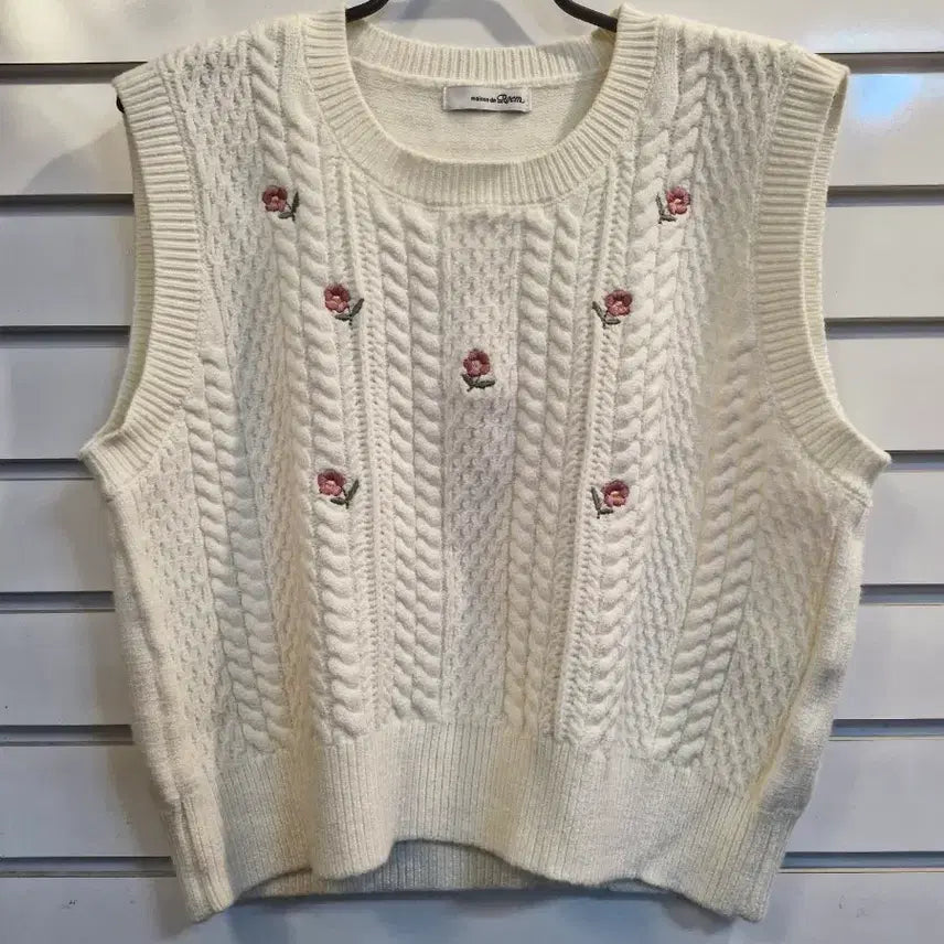 [BUNJANG] ROEM Cable Knit Vest (Ivory) / 로엠 케이블 니트 조끼 아이보리