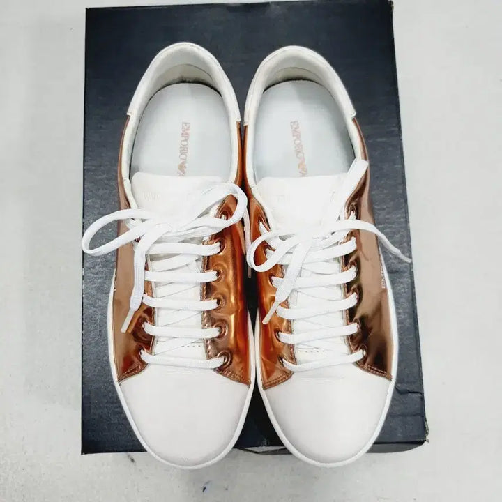 [BUNJANG] Emporio Armani Sneakers (230-235mm) / 엠포리오 아르마니 스니커즈 230~235