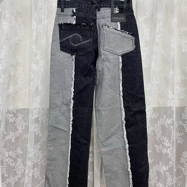 [SOLD OUT] S) 새상품 시티브리즈 컷팅 배색 와이드 데님팬츠 블랙