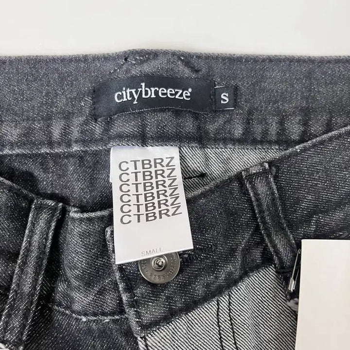 [SOLD OUT] S) 새상품 시티브리즈 컷팅 배색 와이드 데님팬츠 블랙