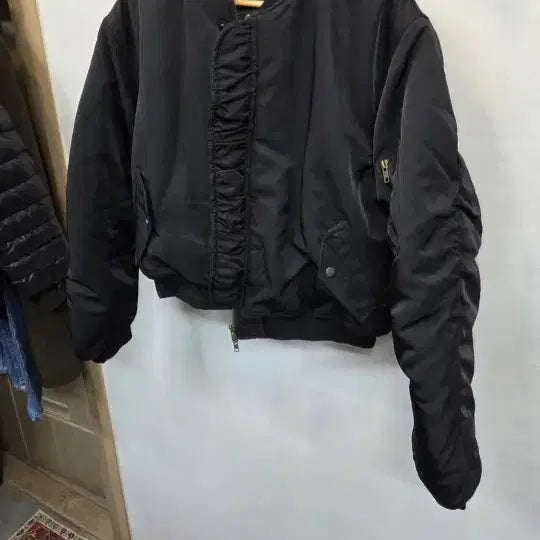 [BUNJANG] Vulcan Store Shring Two-Way Crop Padded Jacket (M) / 빈티지 Vulcan store 투웨이 셔링 항공 크롭 패딩자켓 m