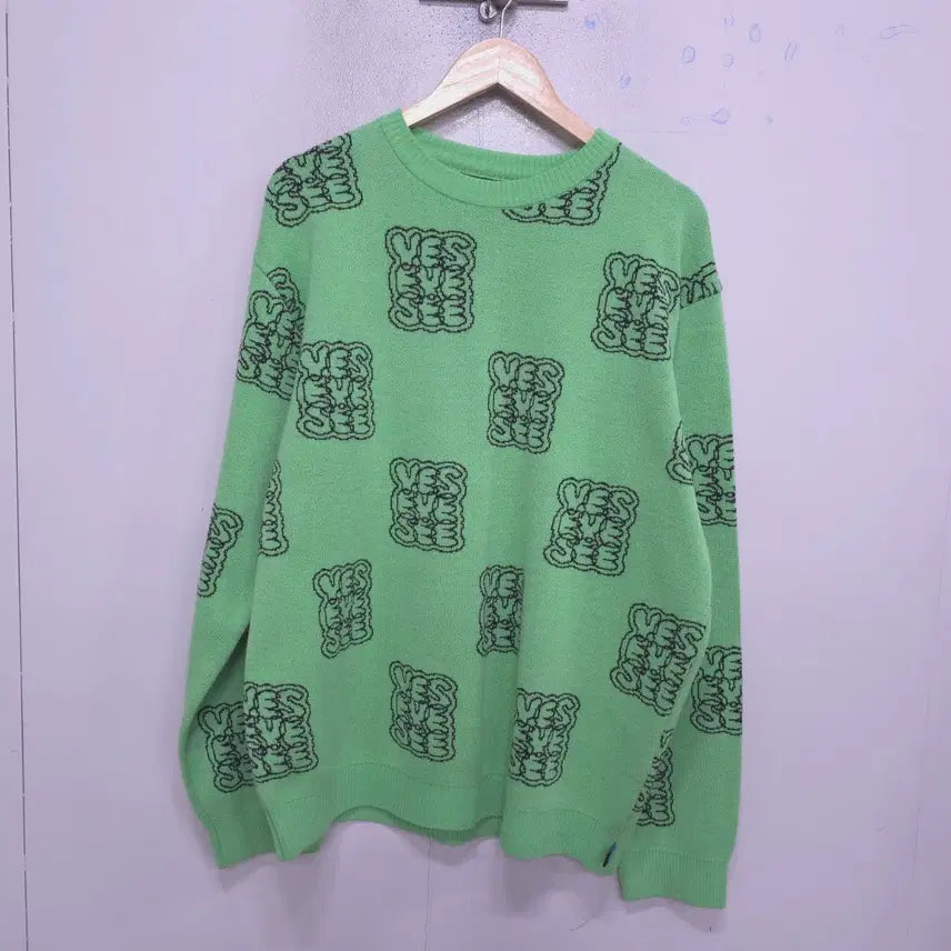 [BUNJANG] YESEYESEE Unisex Logo Knit - L / 예스아이씨) YESEYESEE 공용 로고 니트 -L