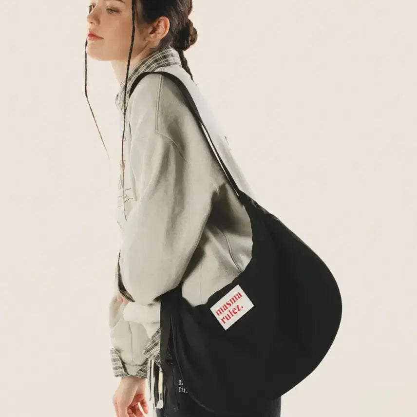 [BUNJANG] MASSS Rules Half Moon Crossbody Bag - Black / 새상품 마스마룰즈 하프문 크로스백 블랙