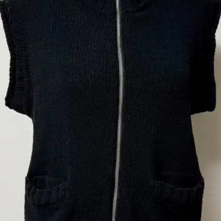 [BUNJANG] Matinkim Knit Vest / 마뗑킴 니트조끼