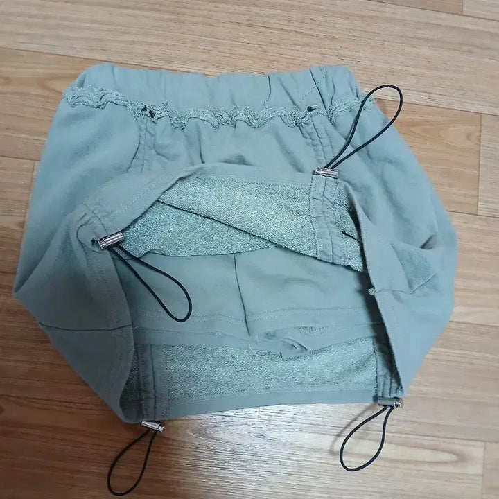 [BUNJANG] Skirt with Inner Shorts / 속치마내장 치마 새상품급