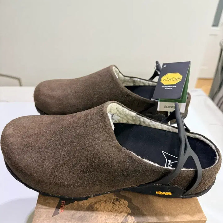 [BUNJANG] Roa Hiking Fedaia 42 Hiking Boots / (새상품)로아하이킹  페다이아 42황금사이즈 팔아요