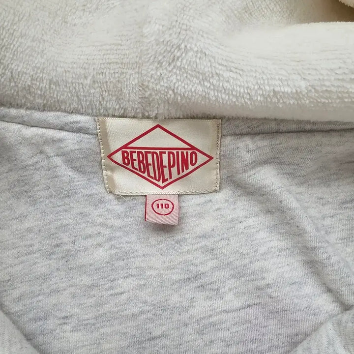 [BUNJANG] Bebe de Pino Boucle Hoodie / [110]베베드피노 부클 후드 티셔츠