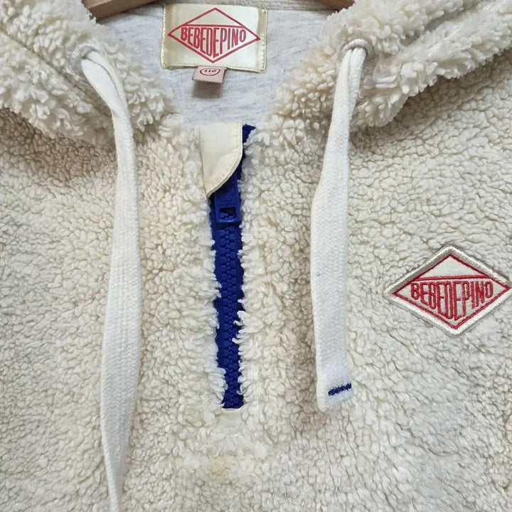 [BUNJANG] Bebe de Pino Boucle Hoodie / [110]베베드피노 부클 후드 티셔츠