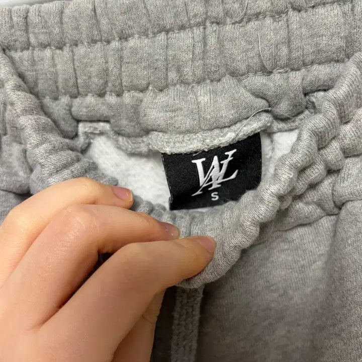 [BUNJANG] Woooalong Gray Fleece Lined Jogger Training Pants / 우알롱 그레이 조거 기모 트레이닝 팬츠