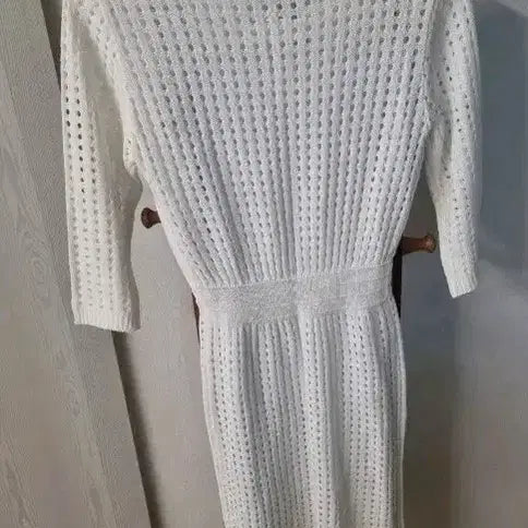 [BUNJANG] Ivory Punching Knit Dress (Size 55-66) / 아이보리펀칭  니트 원피스 55~66
