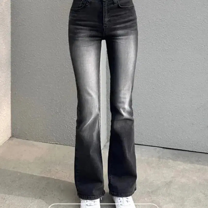 [BUNJANG] Jasmine Bell Black Wash Bootcut Denim Pants / 자스민벨 자체제작 흑청 워싱 롱 부츠컷 데님 팬츠-숏/XS