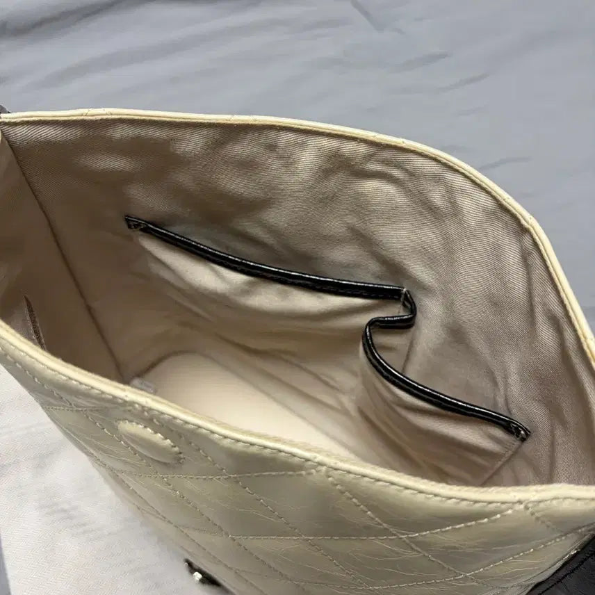 [BUNJANG] Other And Kama Beige Bag / 아더앤드 카마백 베이지(가격 인하X)