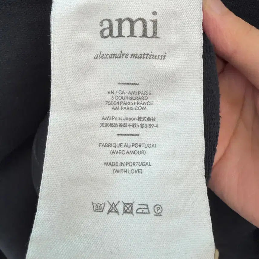 [SOLD OUT] 아미 스몰하트 맨투맨 블랙 L