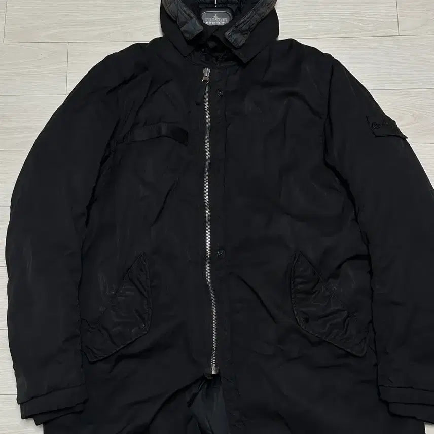 [BUNJANG] Stone Island Shadow Project Scarabeo Padded Jacket / 스톤아일랜드 쉐도우프로젝트 스카라베오 패딩 L(105)