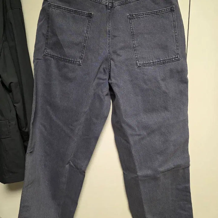 [SOLD OUT] 유니클로 와이드핏 컬러진 그레이 34사이즈